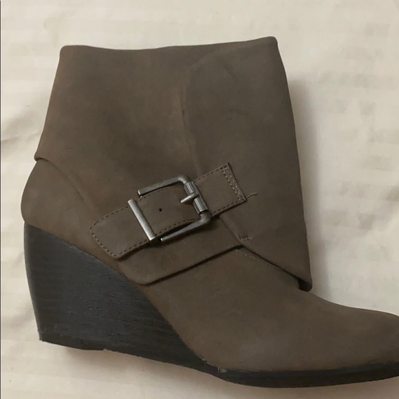 American Rag ankle booties - Picture 3 of 4